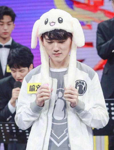 jkaem 涉及皮肤诈骗丑闻 [更新]