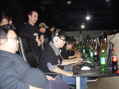 英雄联盟S12中单Faker和Zeka都是Kkoma教练带出来的